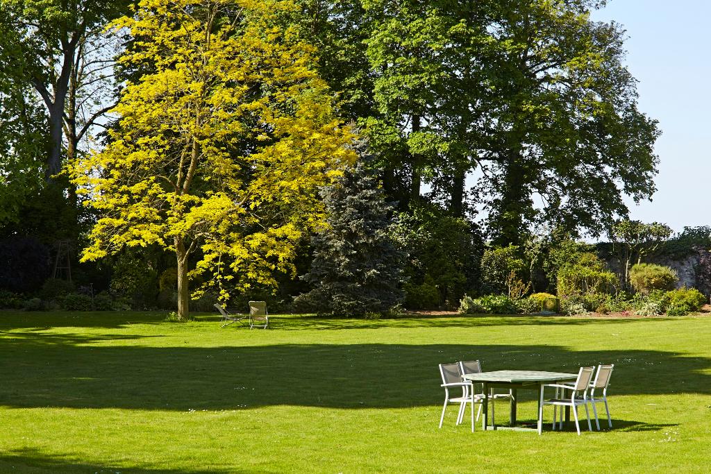 Hotel Les Herbes Folles