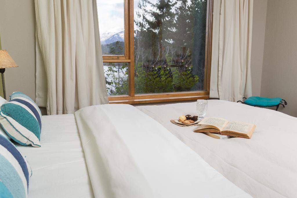 Petit Peninsula Hotel