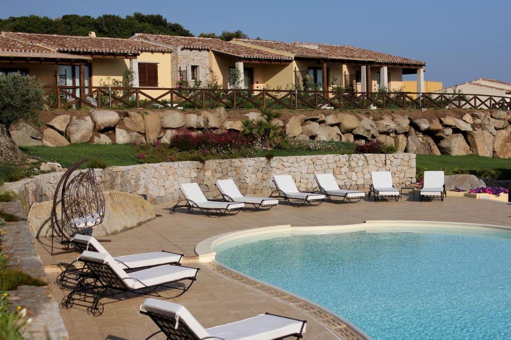 Resort Punta Falcone photo 9