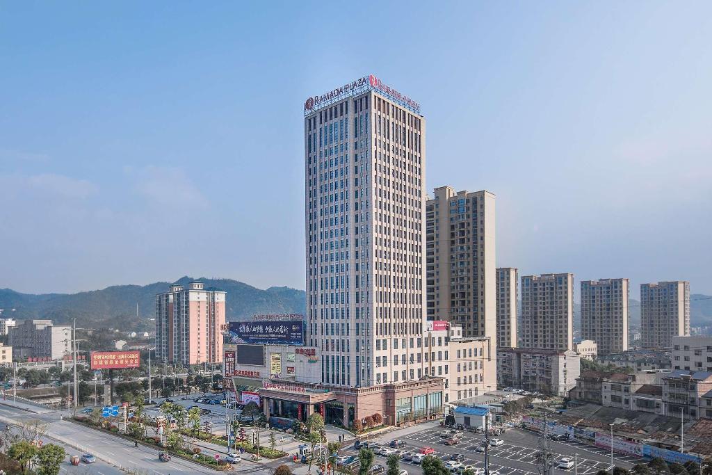 Ramada Plaza By Wyndham Yueyang Linxiang
