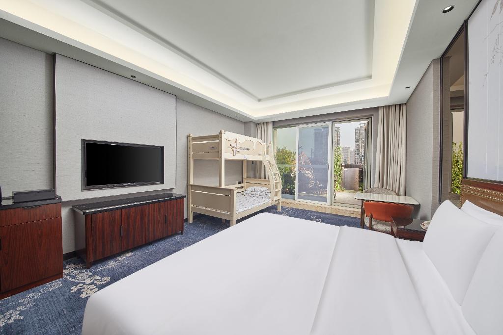 HUALUXE Leshan, an IHG hotel