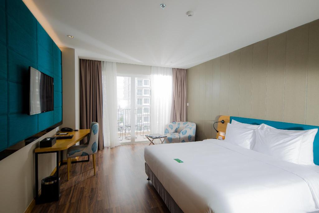 Quinter Central Nha Trang Hotel