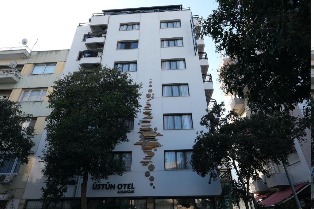 Ustun Otel Alsancak