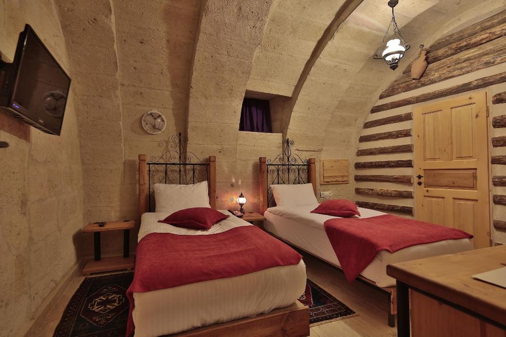Fosil Cave Hotel