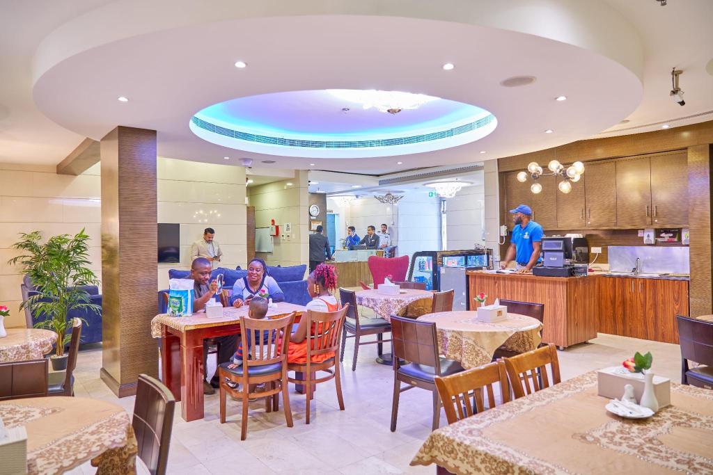 Grand Square Hotel - Lobby