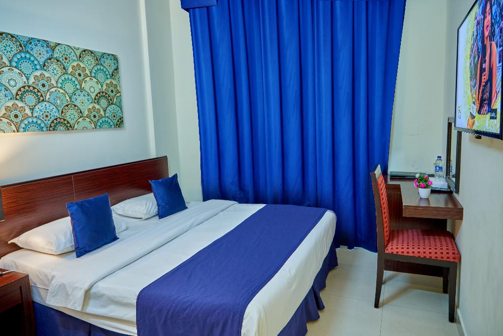 Grand Square Hotel