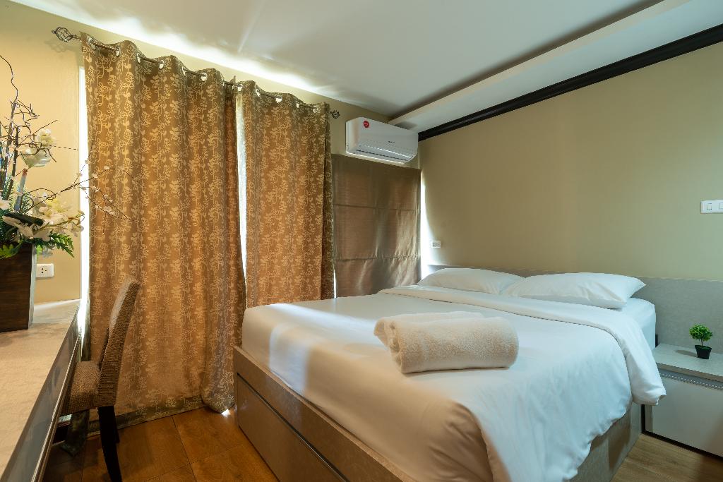 Greenview Ekkamai 10