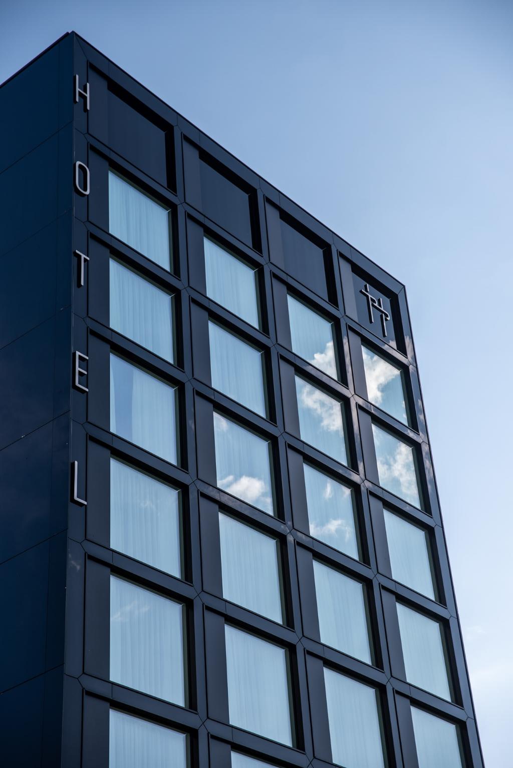 International Business Hotel
