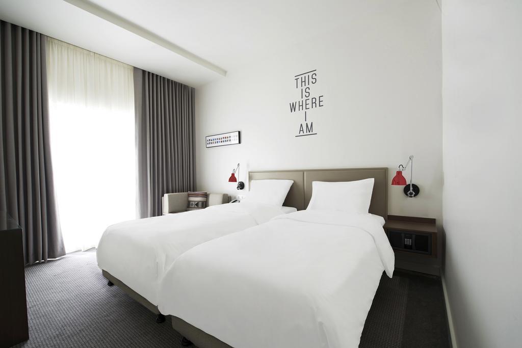 hotel-thumb