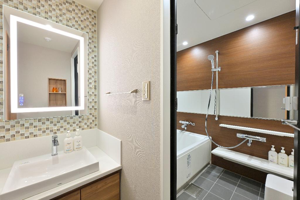 Holiday Inn & Suites Shin Osaka