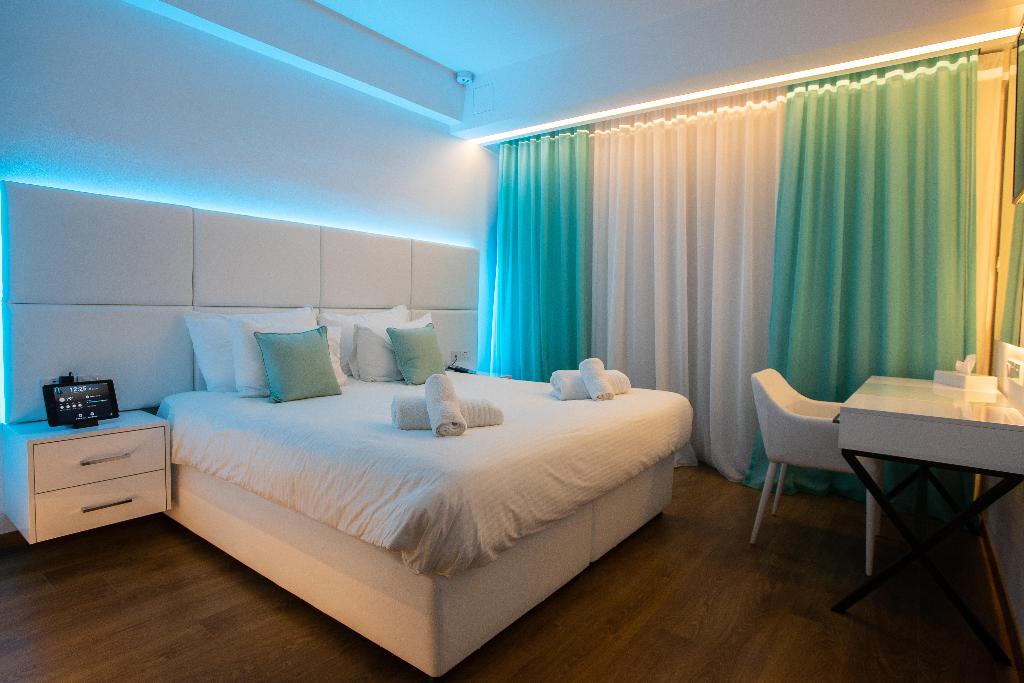 Napa Suites