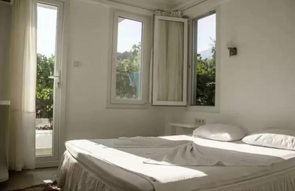 Hotel Hideaway