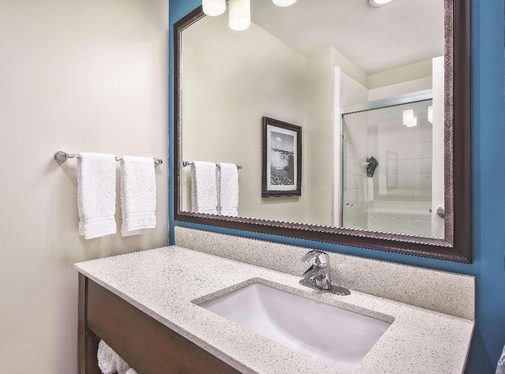 La Quinta by Wyndham Niagara Falls
