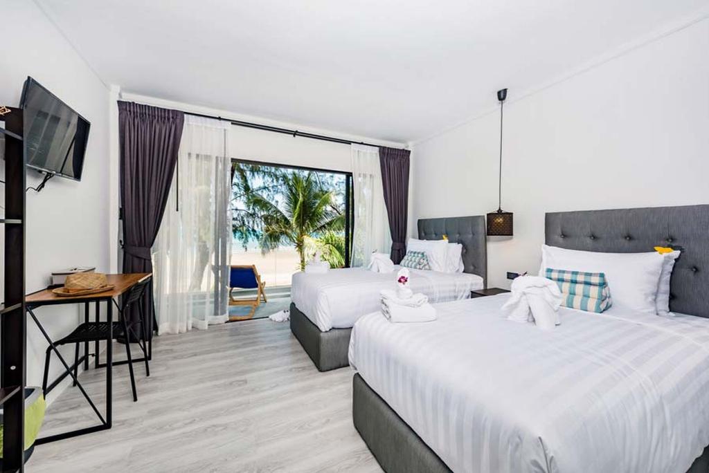 Thai Kamala Beach Front