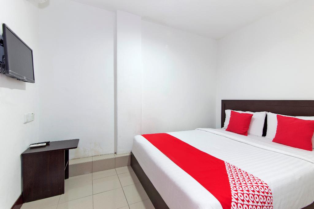 OYO 321 Hotel D'Elegant