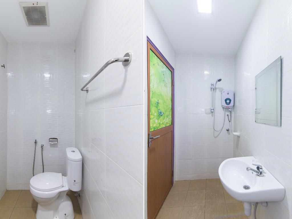 OYO 410 Brickfields Park Hotel