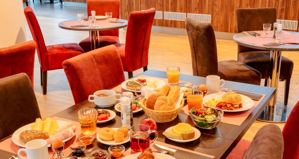 Hotel PLAZA Premium Almere, Niederlande, Almere. Großes 43