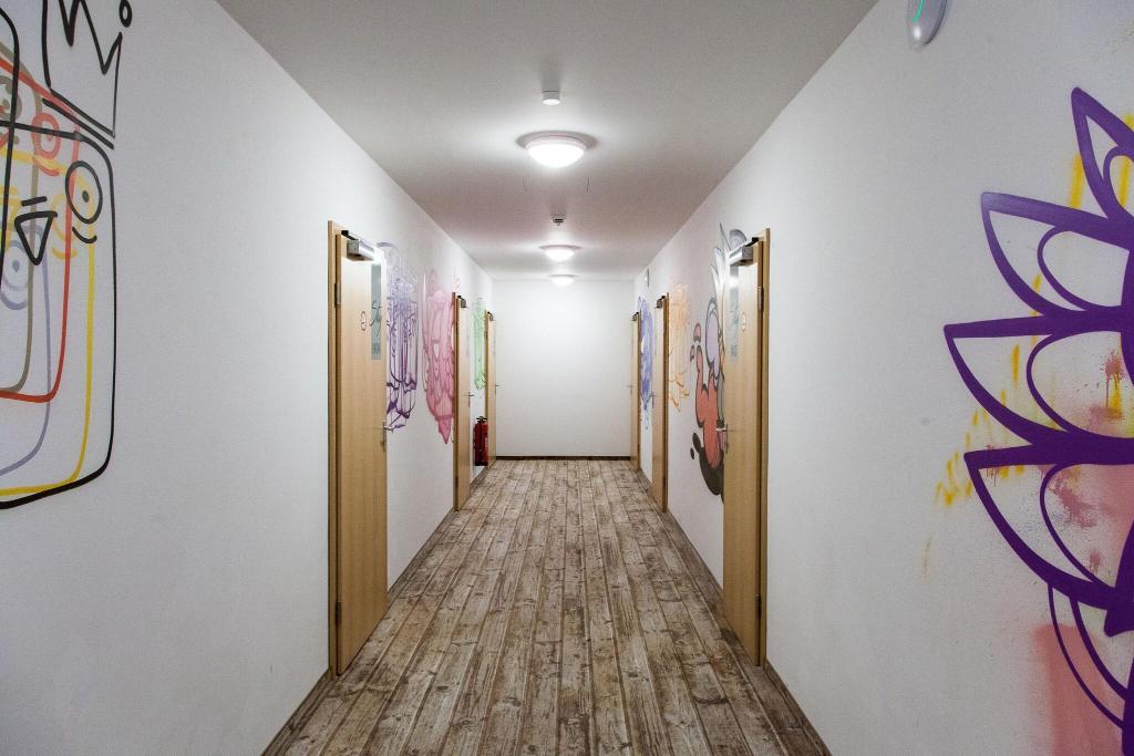 hotel-thumb