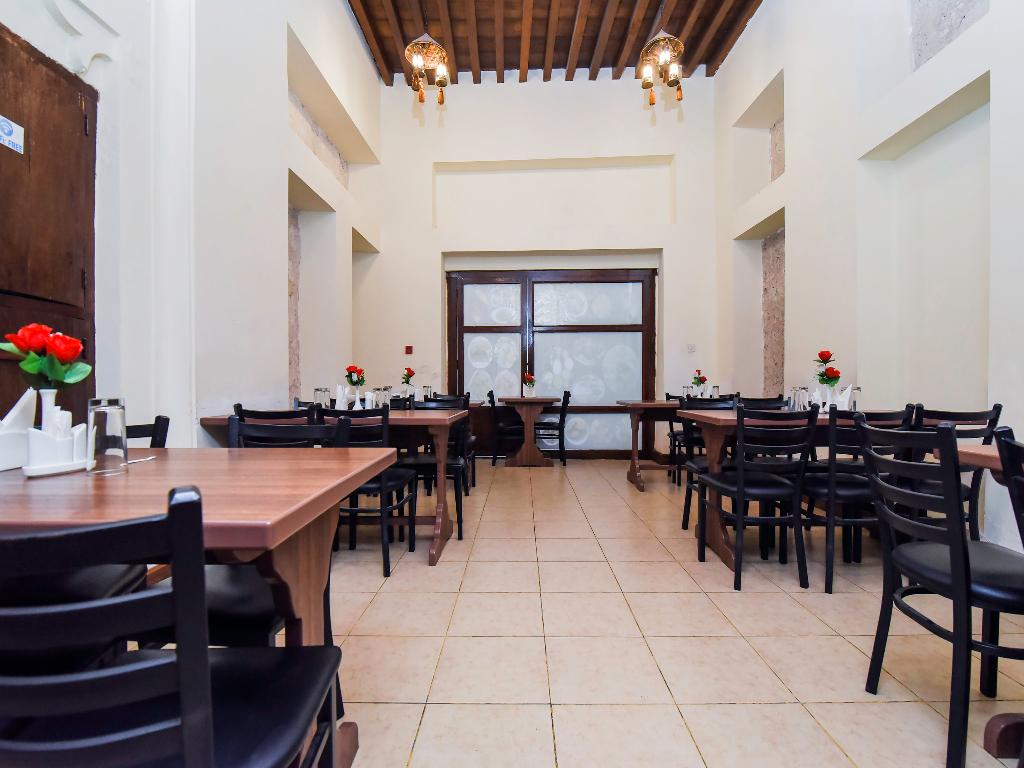 Lumbini Dream Garden Guest House Llc - Restaurant