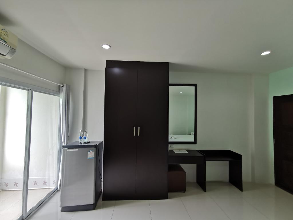Hua Hin Irooms