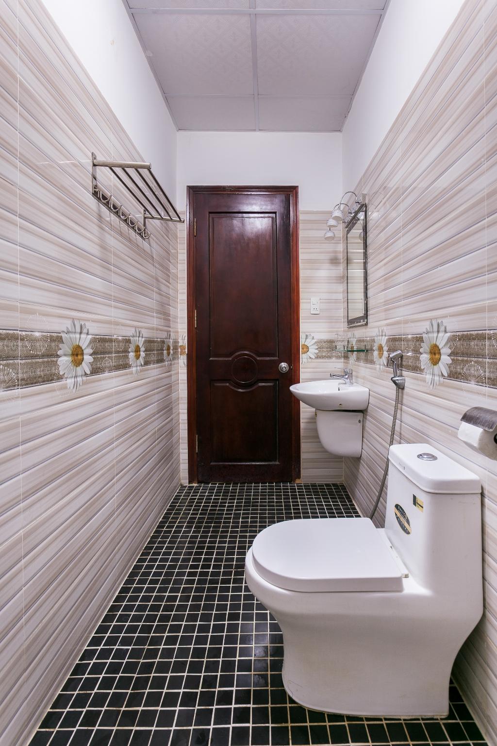 159 Ruby Hotel