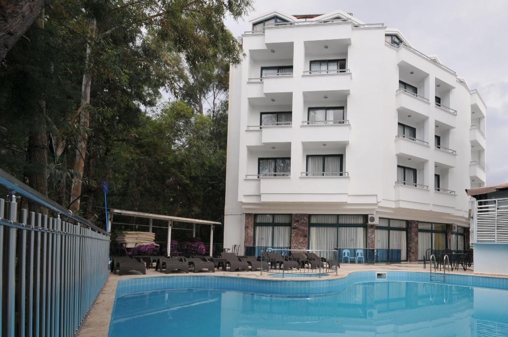 hotel-thumb