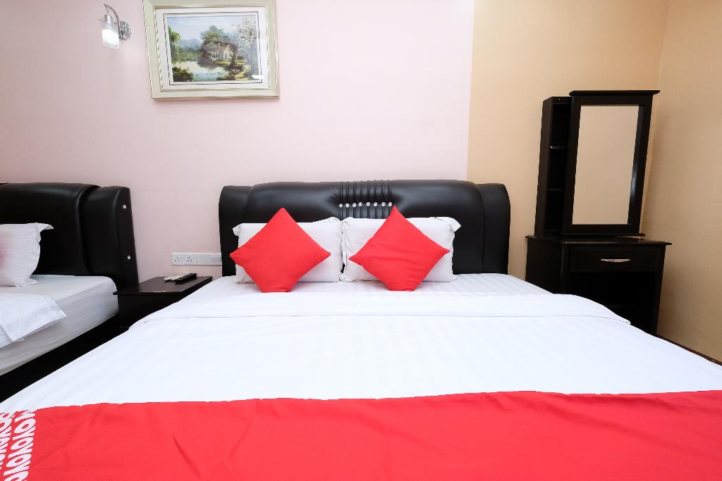 714 Arina Hotel