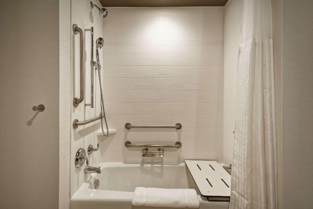 Hilton Garden Inn Lansing West