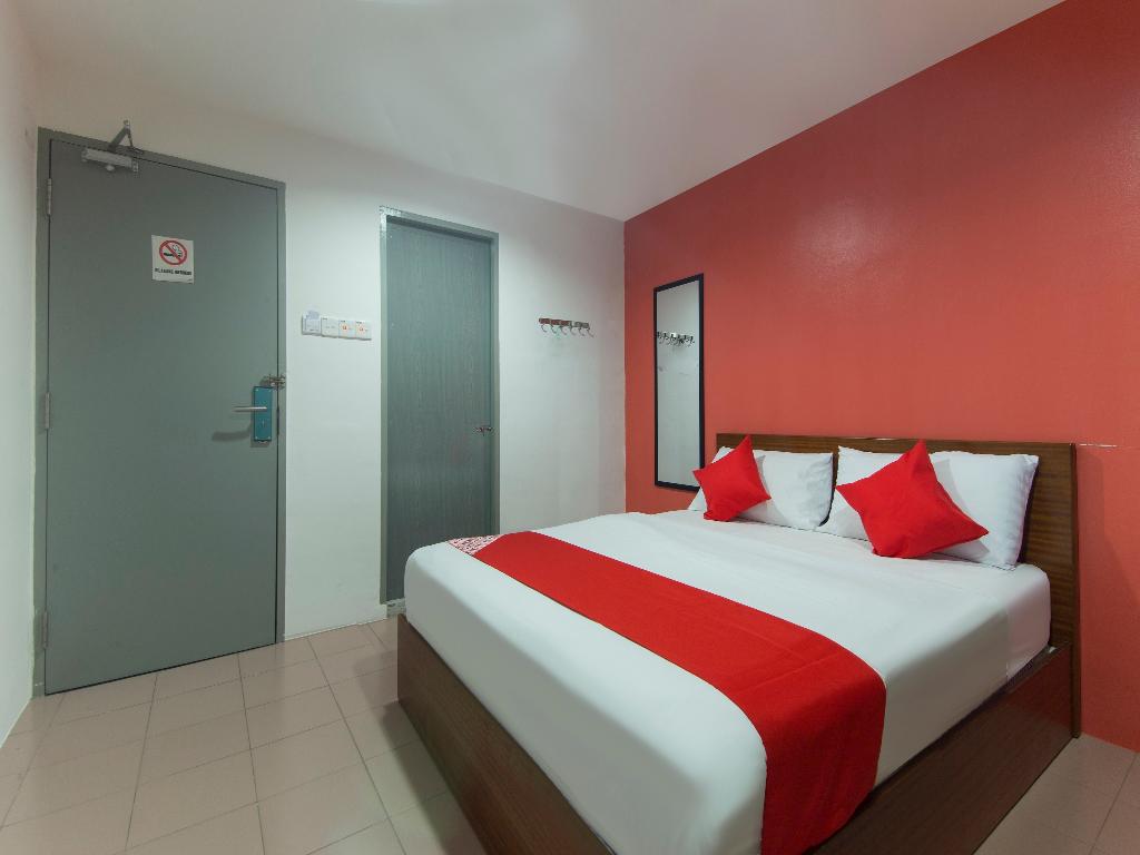 Lux Hotel