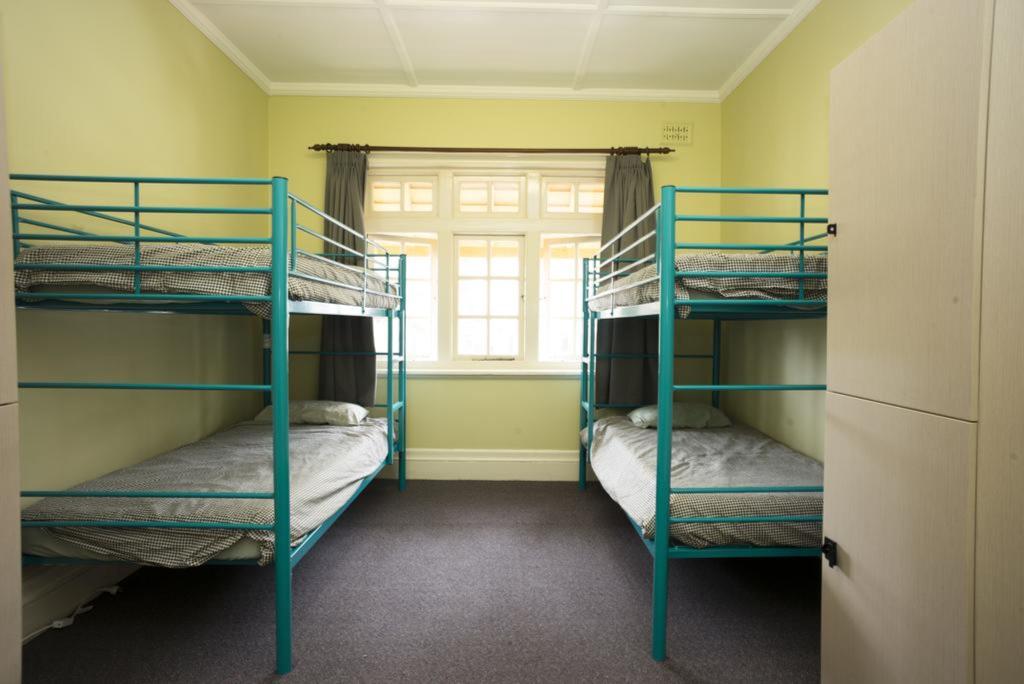 Newcastle Beach YHA Hostel