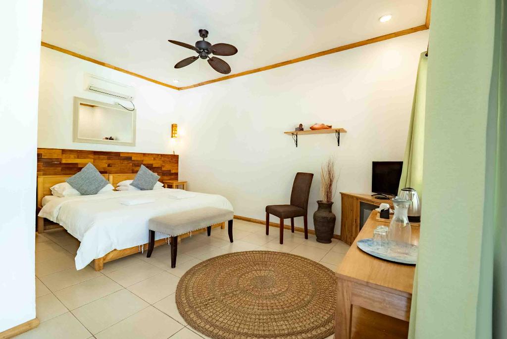 Liquid Dive Resort