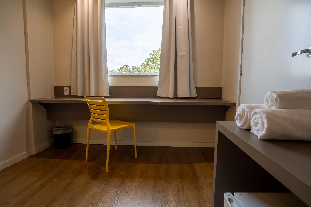 Caranda Hplus Express