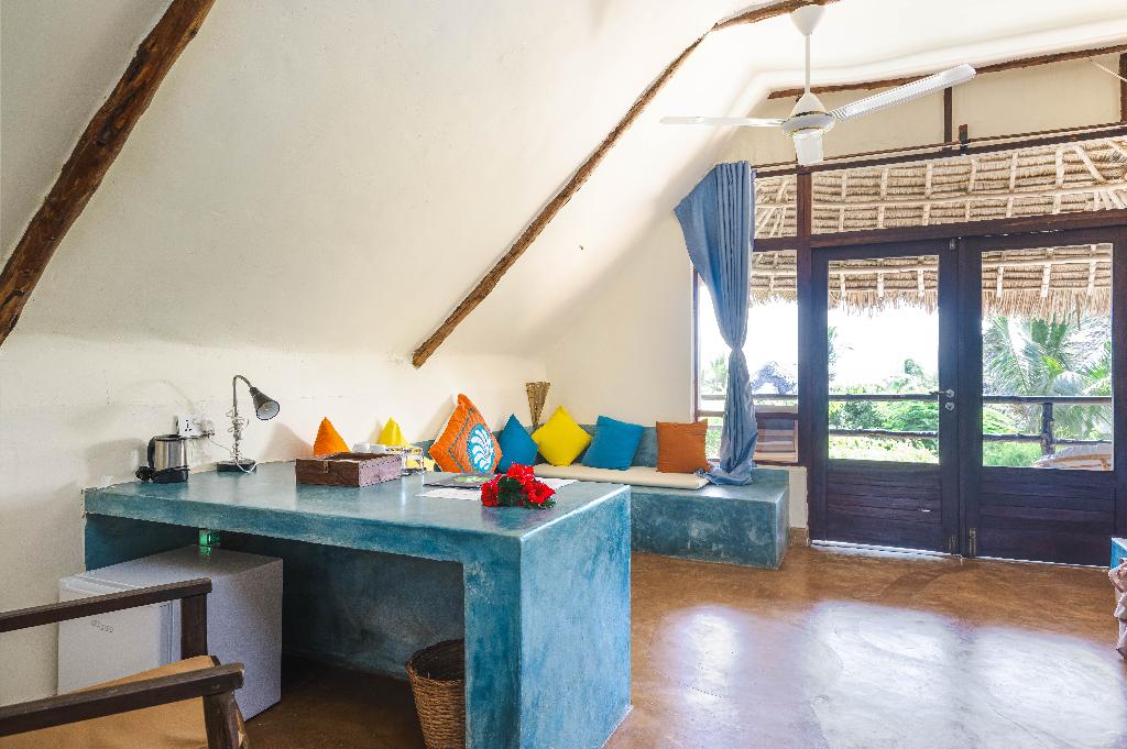 Sunshine Marine Lodge