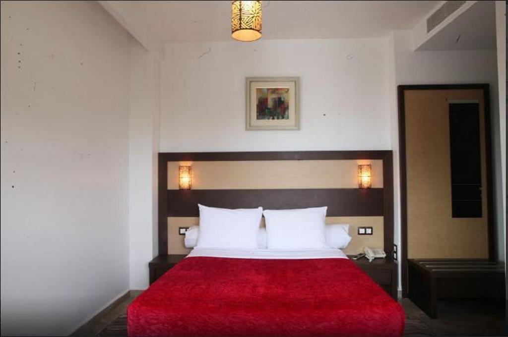 Space Telemly Hotel