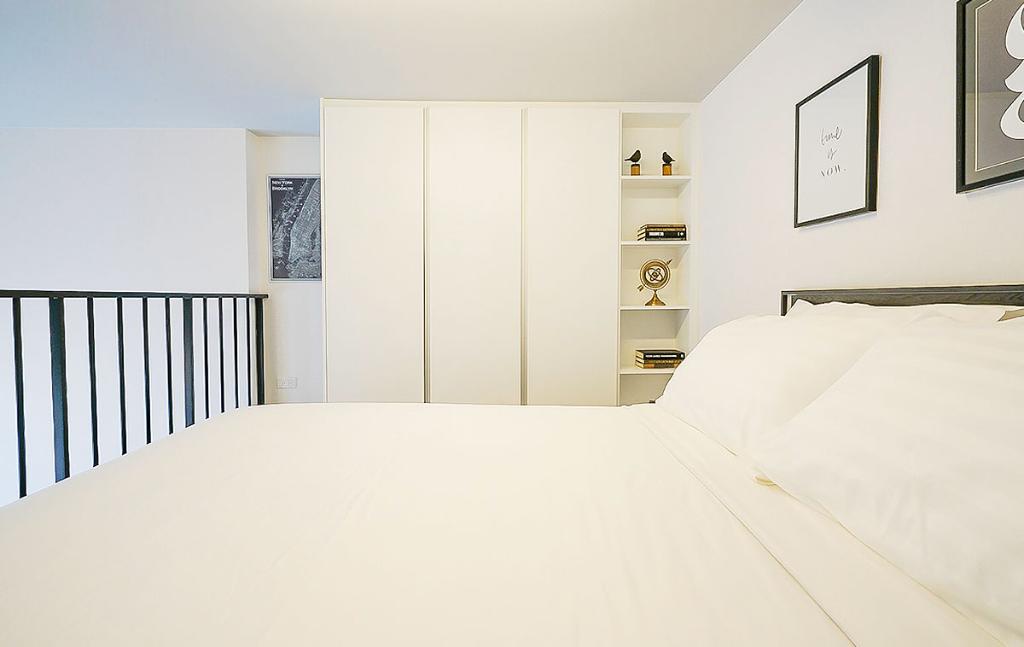 Q-Box Hotel Bangkok Blossom