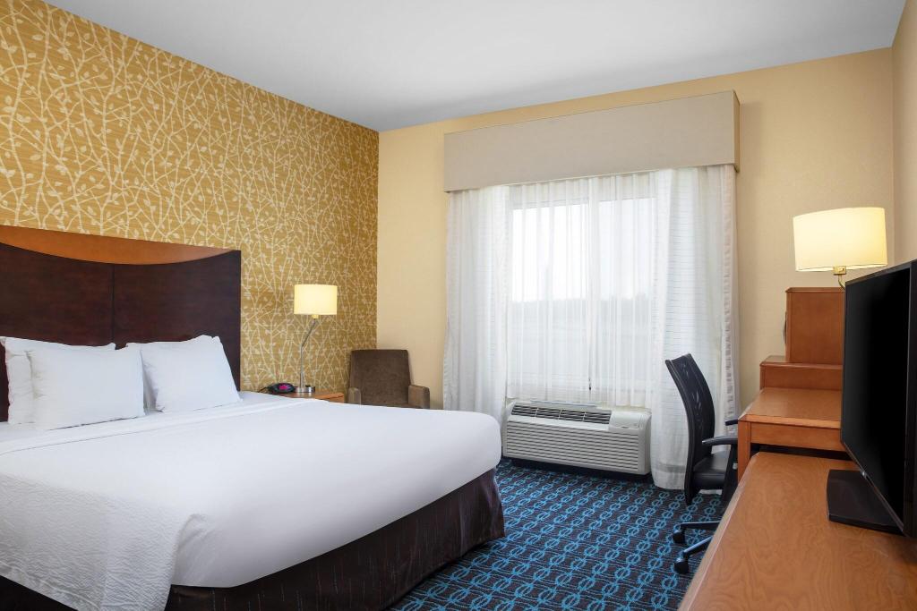 Fairfield Inn Suites Augusta Me