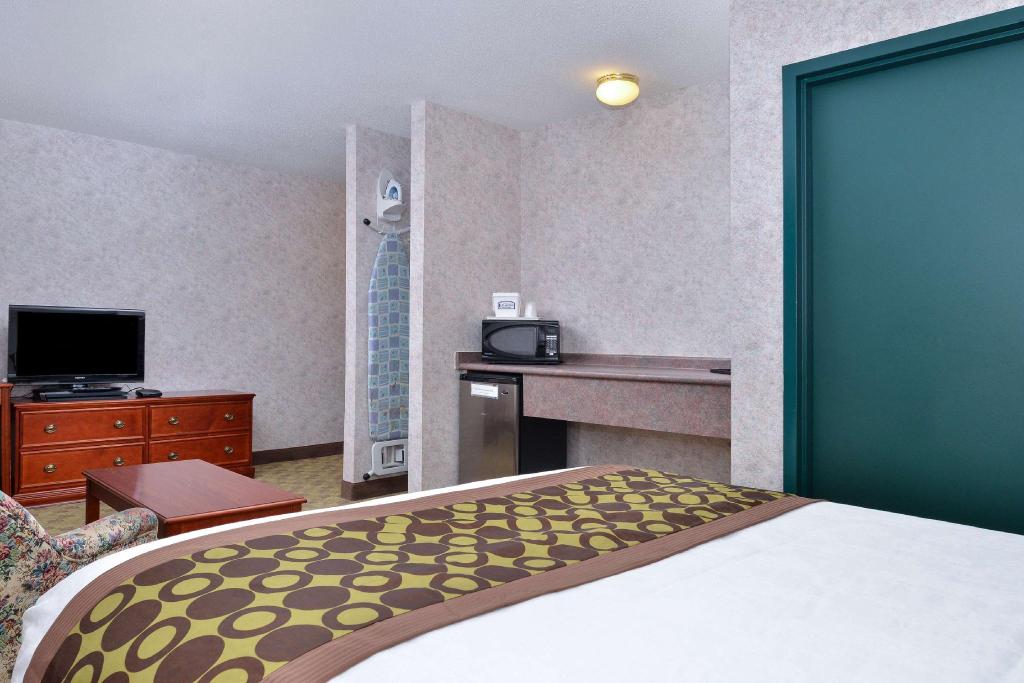 Lexington Inn Suites Windsor
