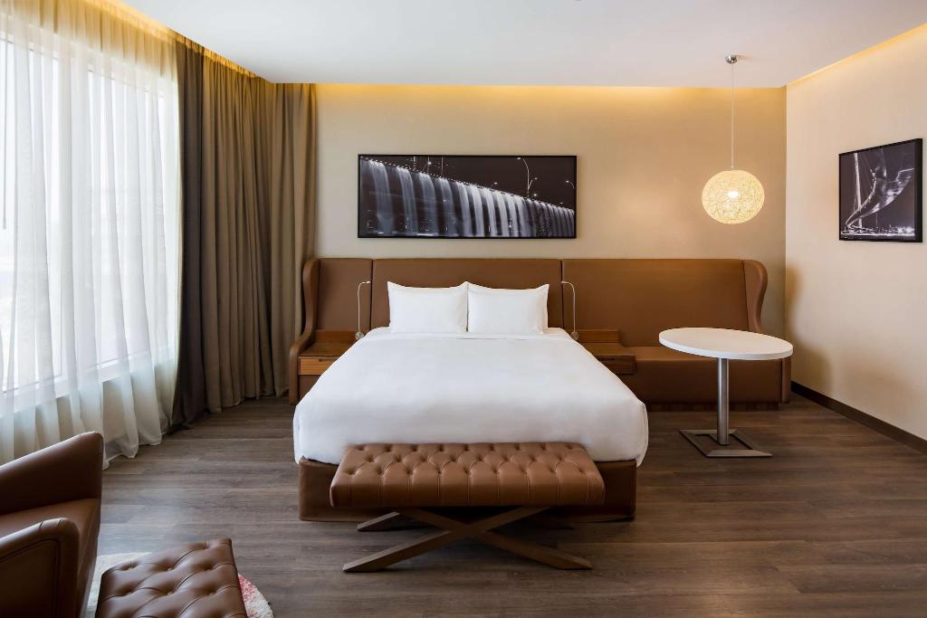 hotel-thumb