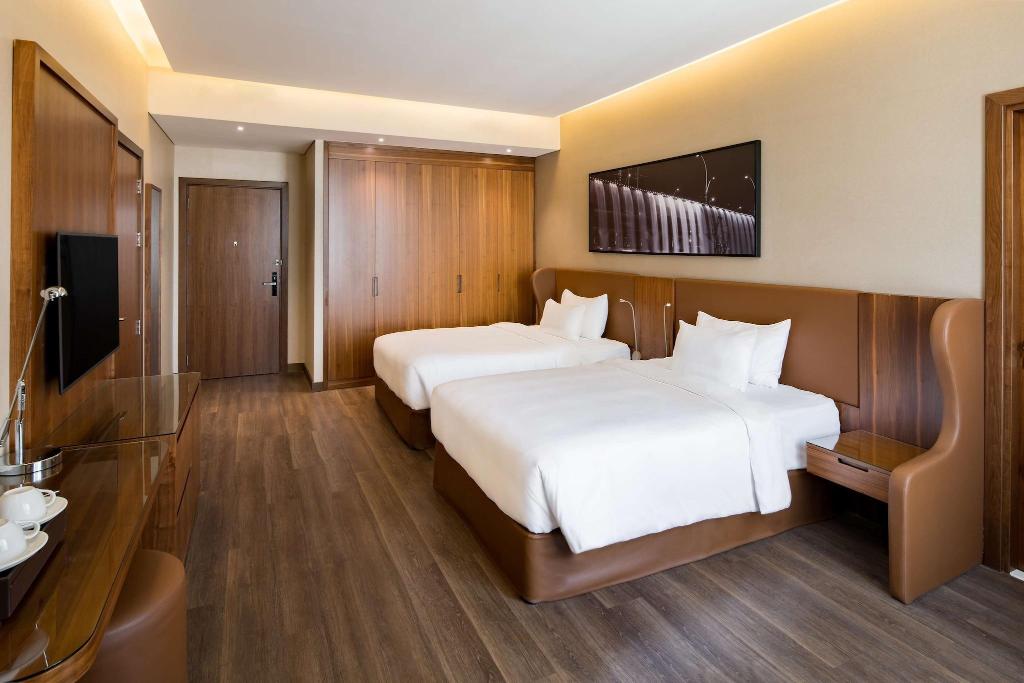 hotel-thumb