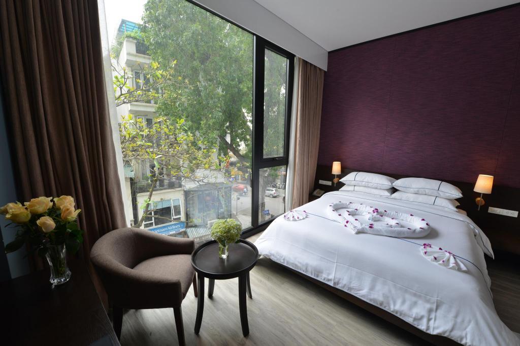 Hanoi Emerald Waters Hotel Trendy