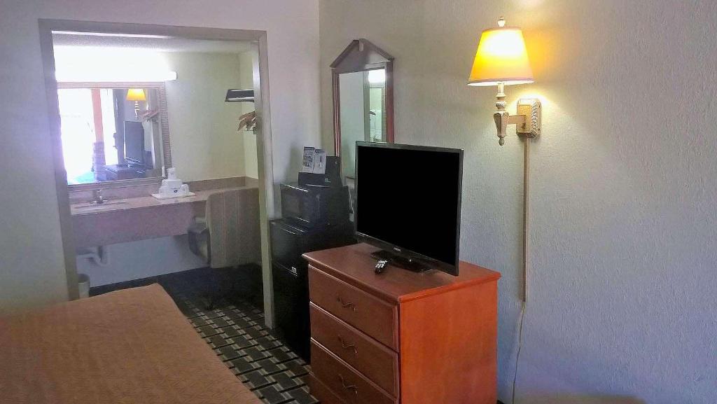 Americas Best Value Inn Anderson