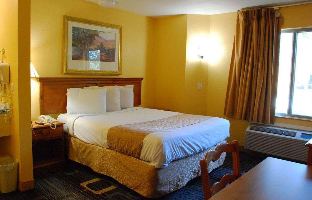 Americas Best Value Inn-Addison-Dallas