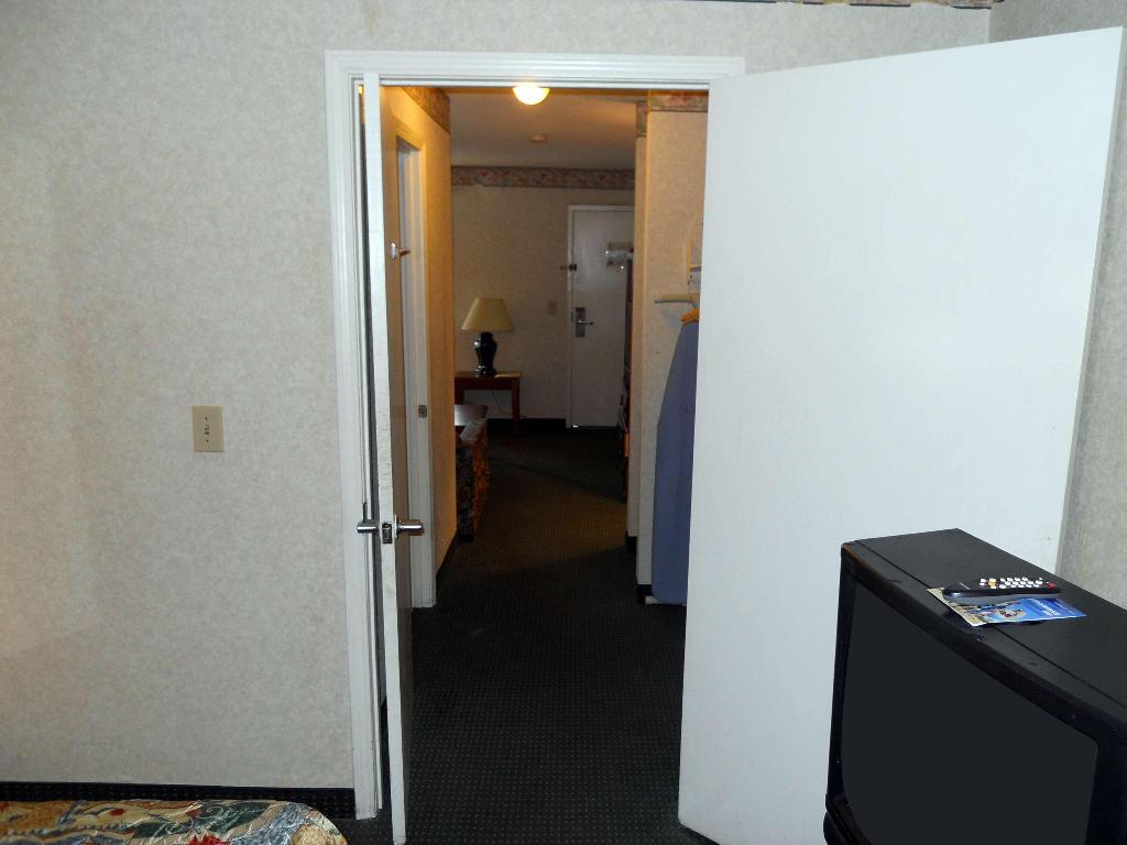 Americas Best Inn Decatur