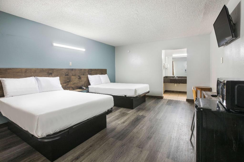 Americas Best Value Inn Stockbridge