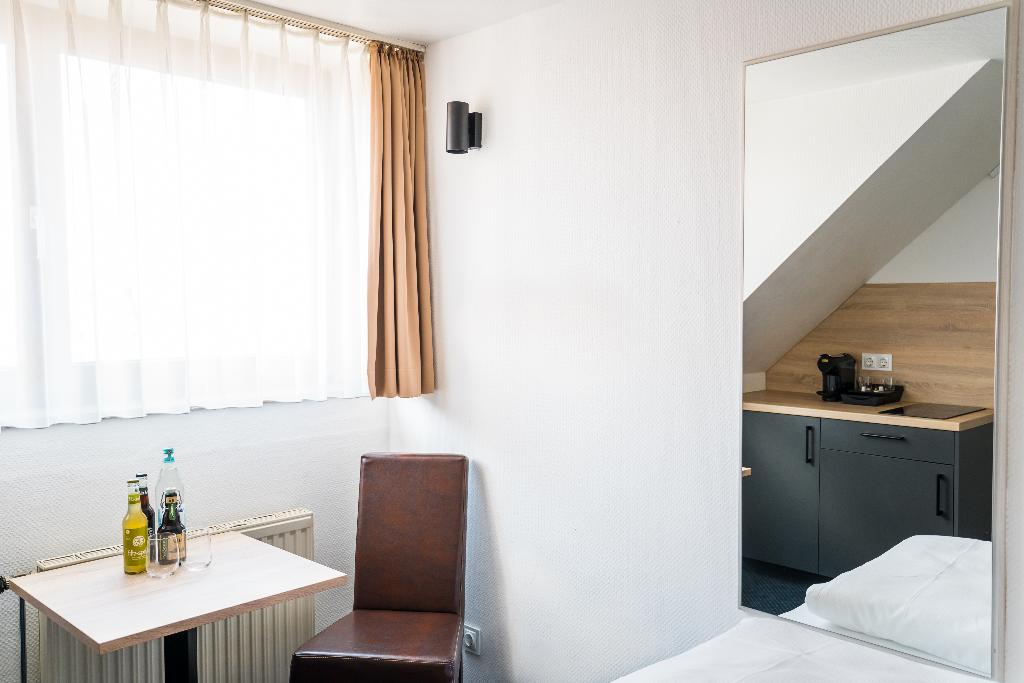 hotel-thumb