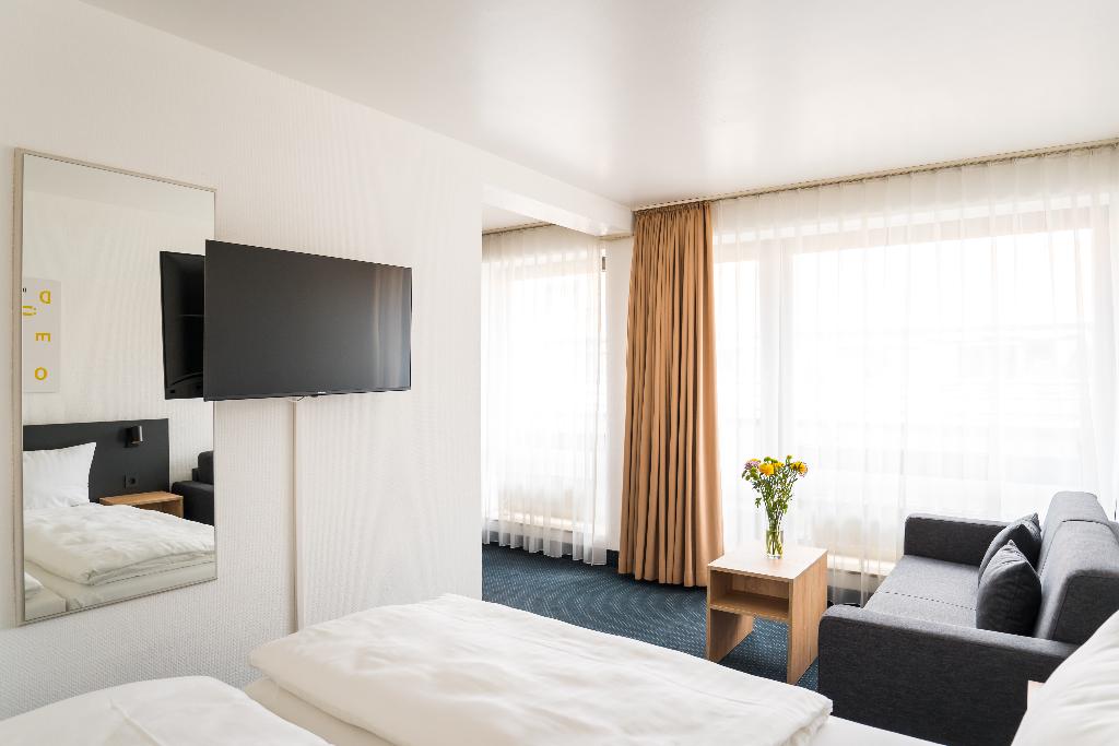 hotel-thumb
