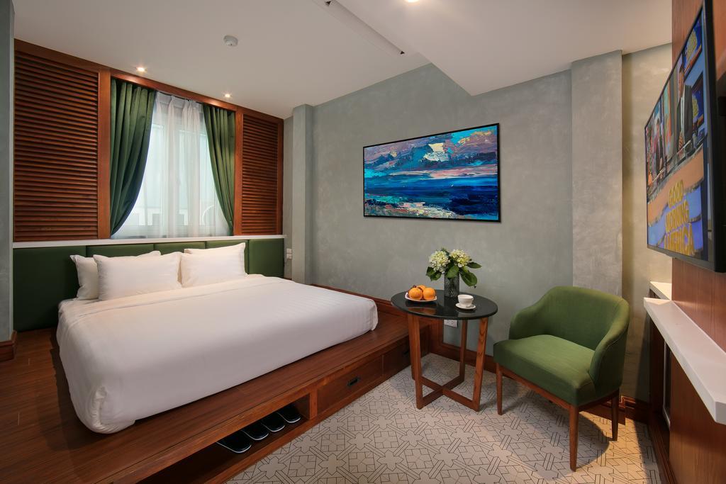 Hanoi La Selva Central Hotel