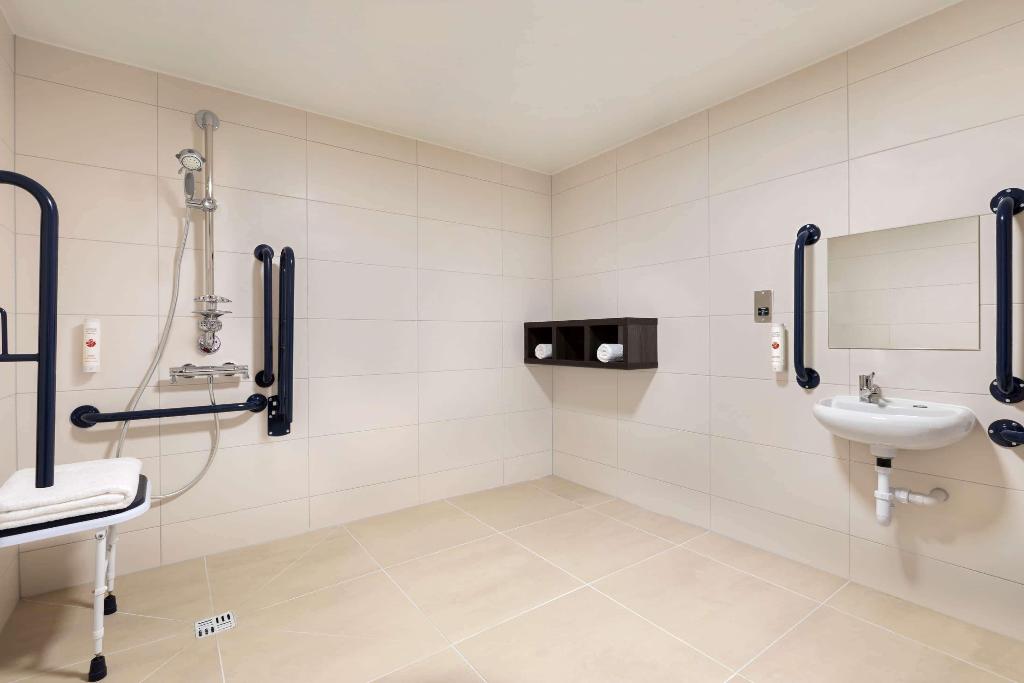 Ramada By Wyndham East Kilbride