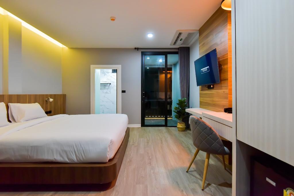 hotel-thumb