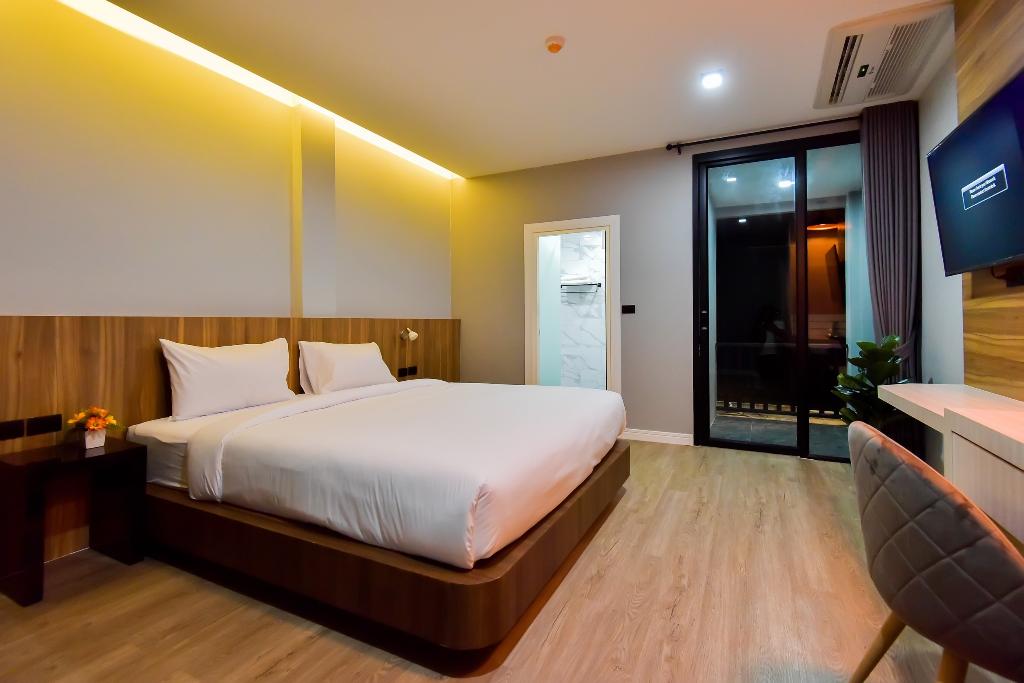 hotel-thumb